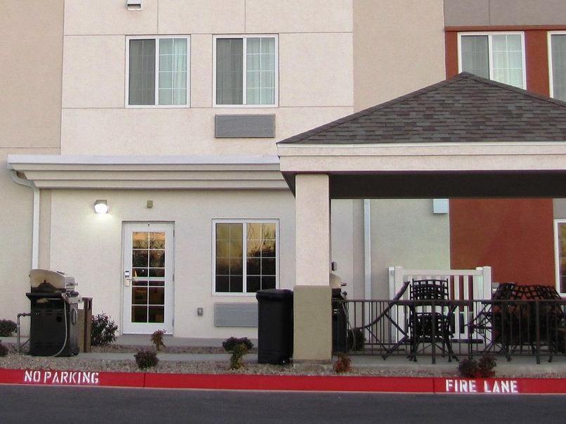 Candlewood Suites Midland By Ihg Exterior foto